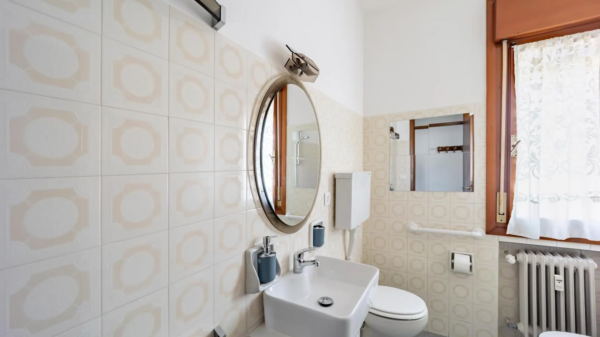Ida Apartment Near The Station! Venice